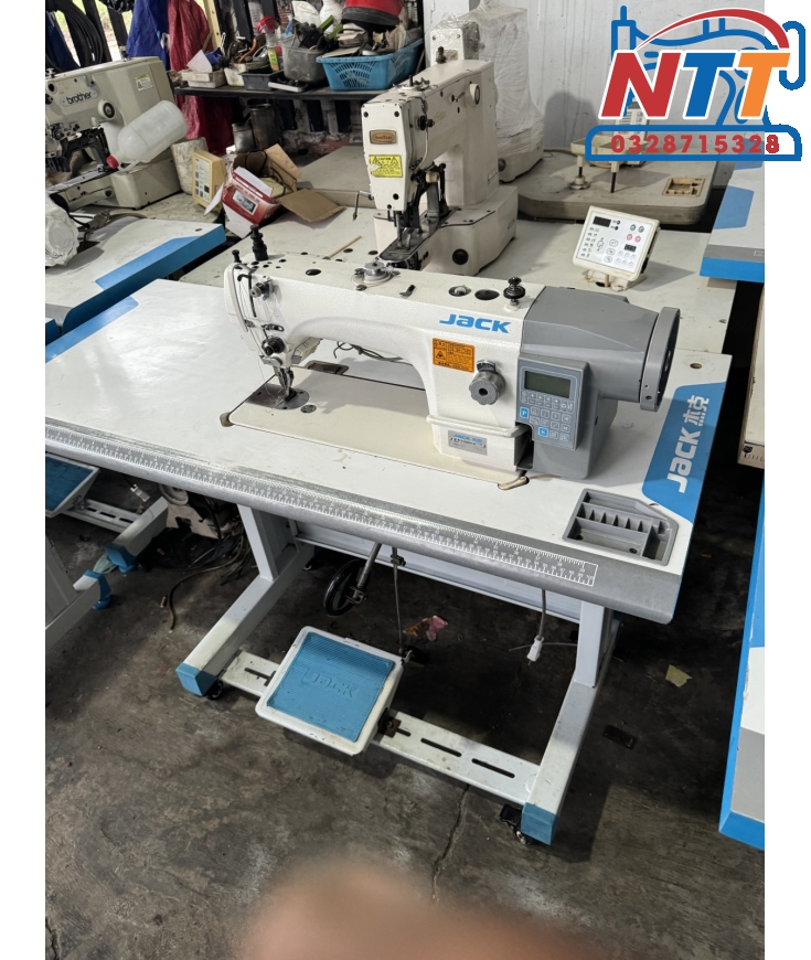 Máy bước điện tử 