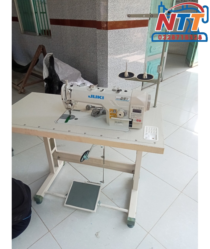 Máy may 1kim điện tử mới 