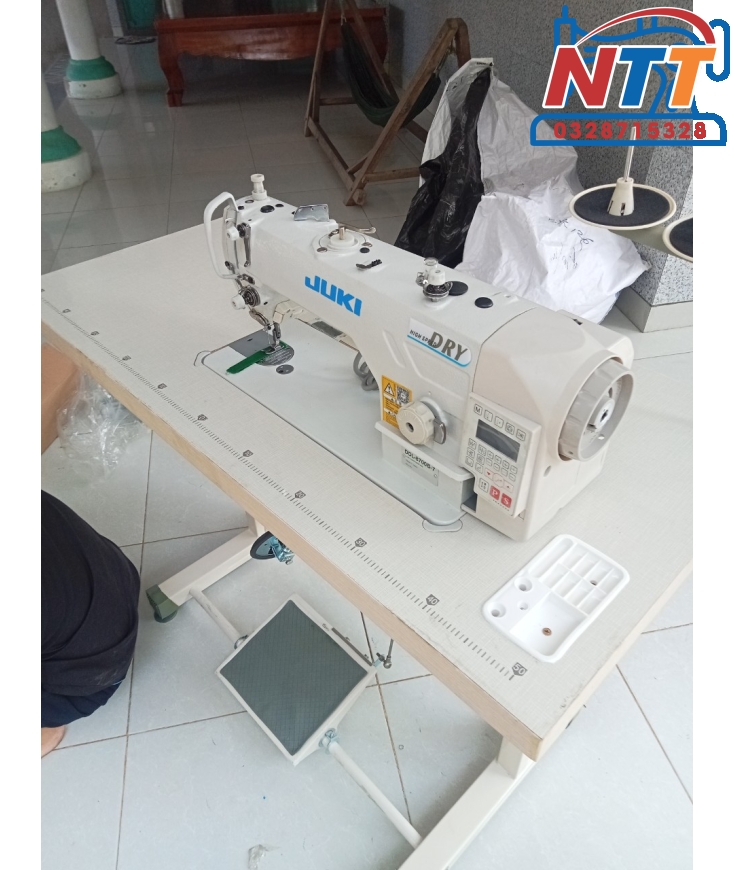 Máy may 1kim điện tử mới 